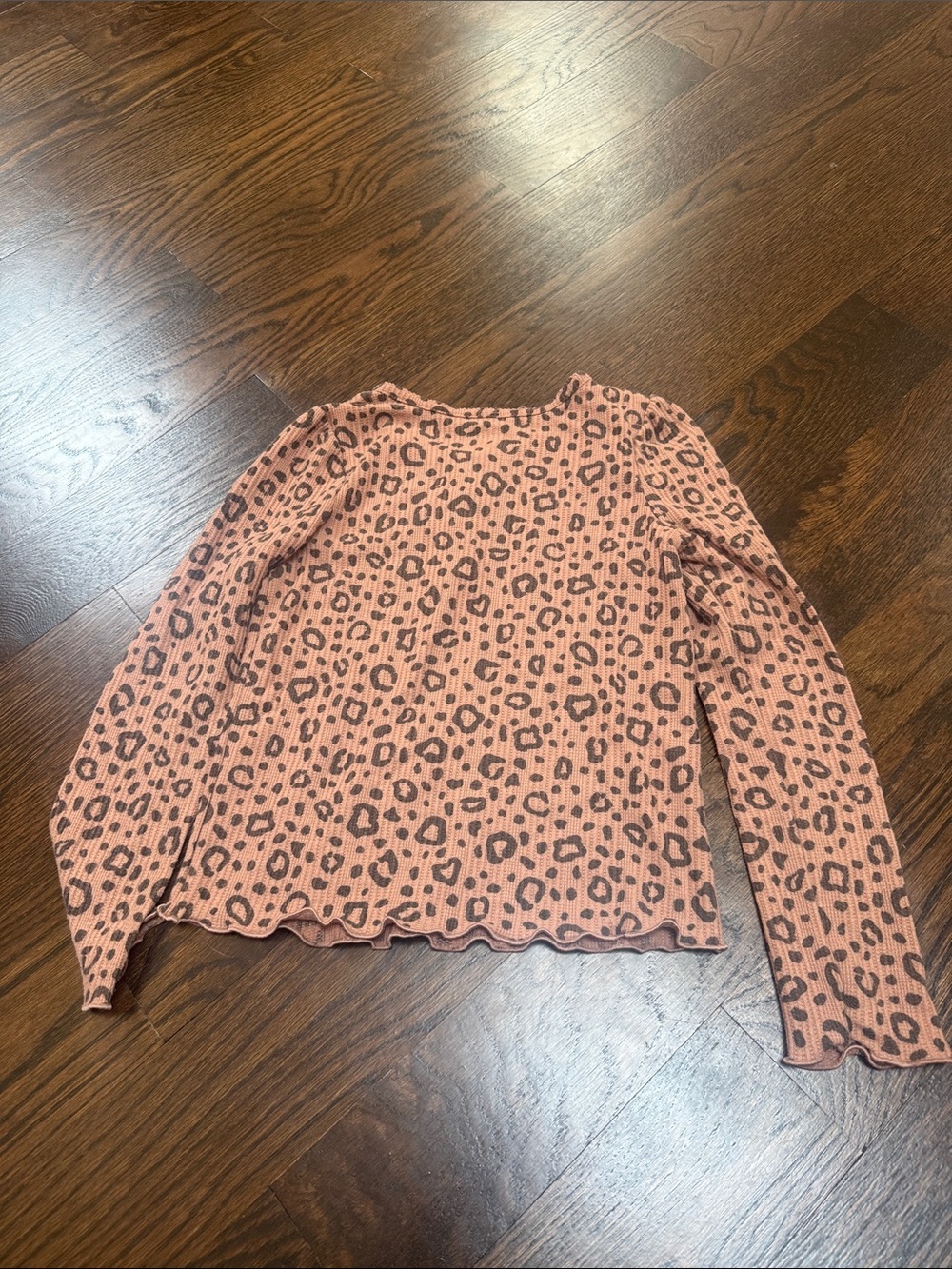 Cat&jack Girls leopard print Thermal Henley Top size M (8) - Picture 3 of 5